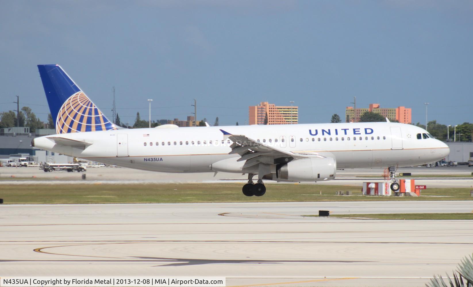 N435UA, 1996 Airbus A320-232 C/N 613, United A320