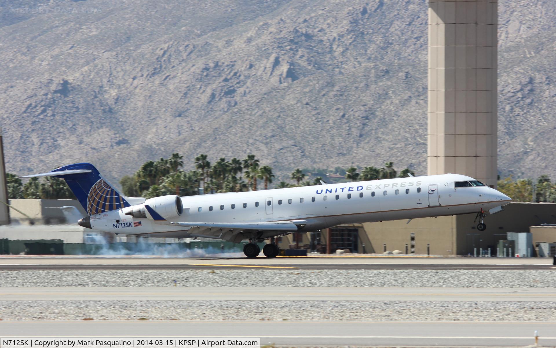 N712SK, 2004 Bombardier CRJ-700 (CL-600-2C10) Regional Jet C/N 10172, CL-600-2C10