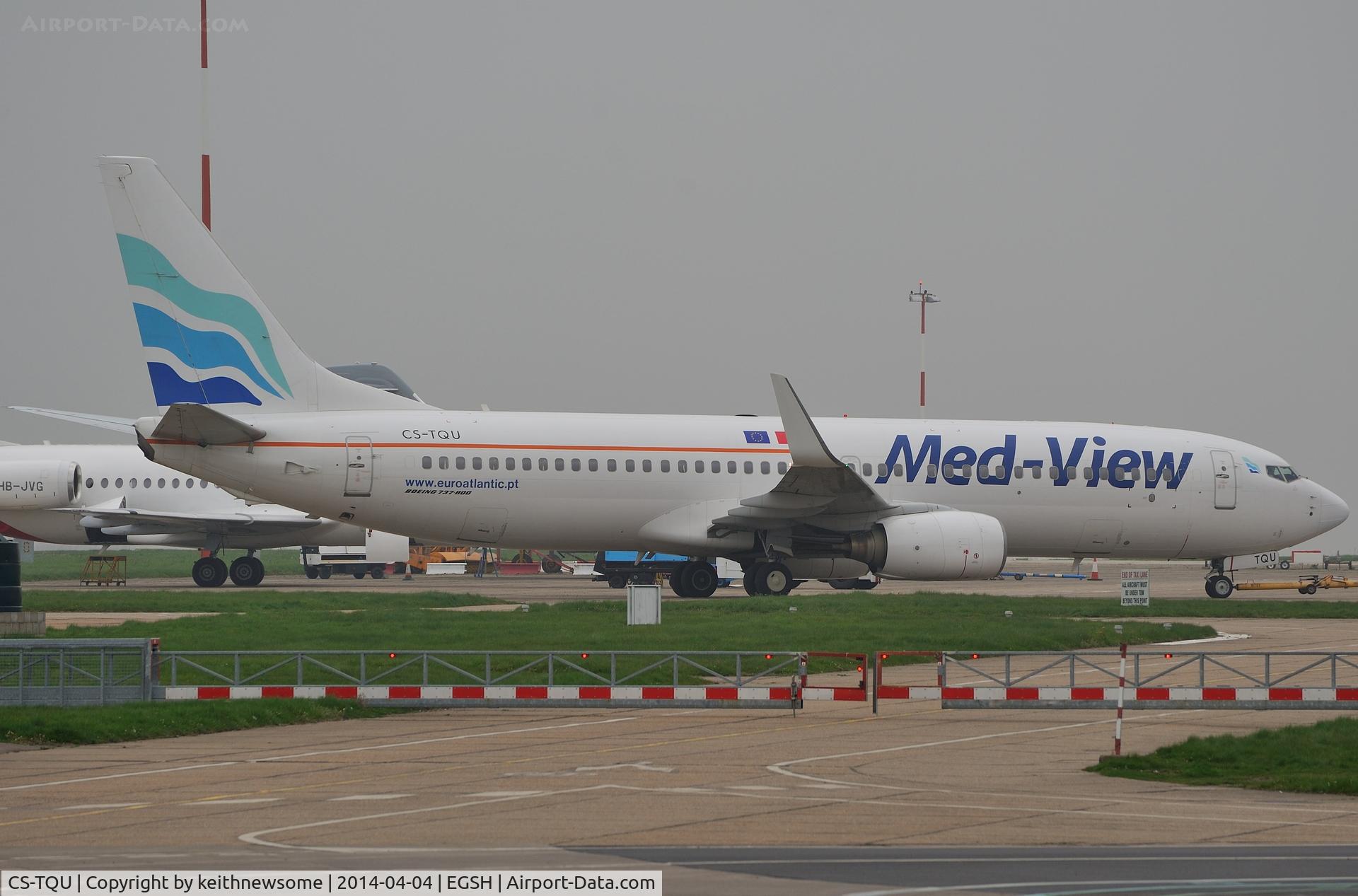 CS-TQU, 2002 Boeing 737-8K2 C/N 30646, Maintenance Job !