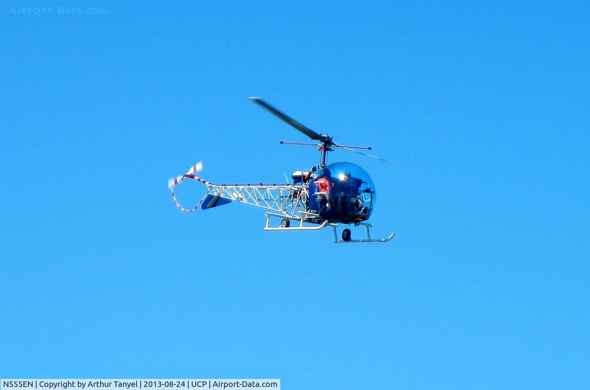 N555EN, 1947 Bell 47D-1 C/N 6, Flying into UCP for landing @ the Wheels and Wings Airshow
