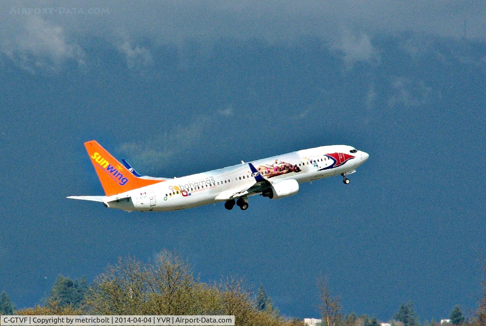 C-GTVF, 2005 Boeing 737-800 C/N 29669, Leased from Travel Service. See also OK-TVF