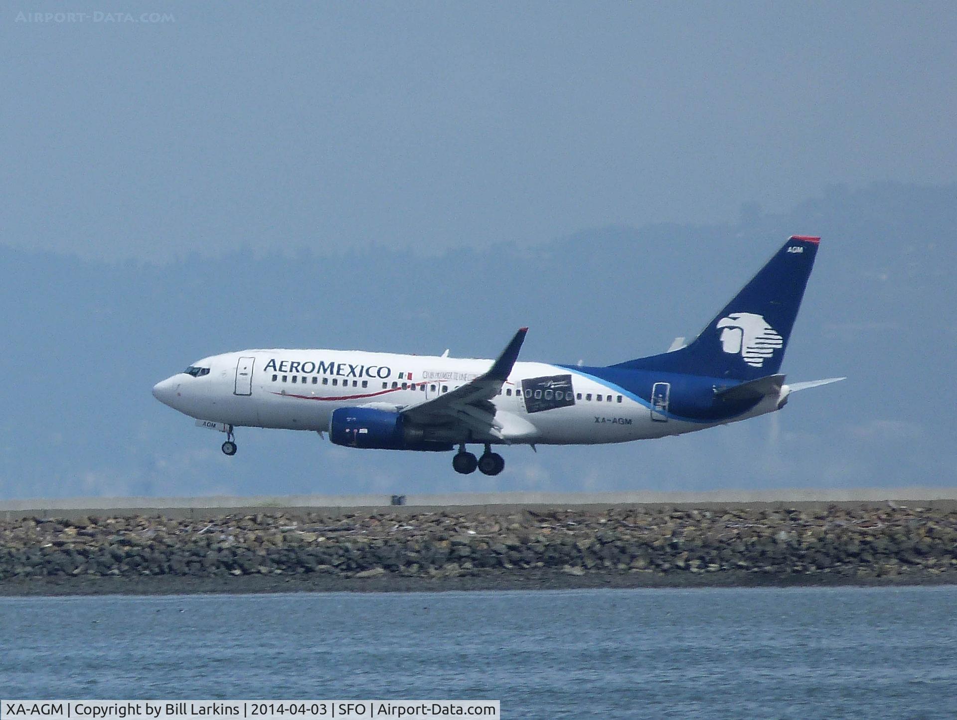 XA-AGM, 2006 Boeing 737-752 C/N 35786, Landing at San Francisco.
