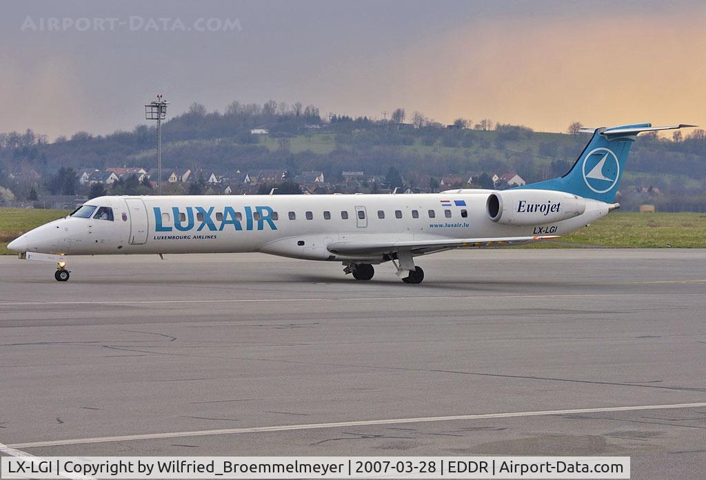 LX-LGI, 2000 Embraer EMB-145LU (ERJ-145LU) C/N 145369, Luxair / Taxing out for next Flightfrom Saarbrucken