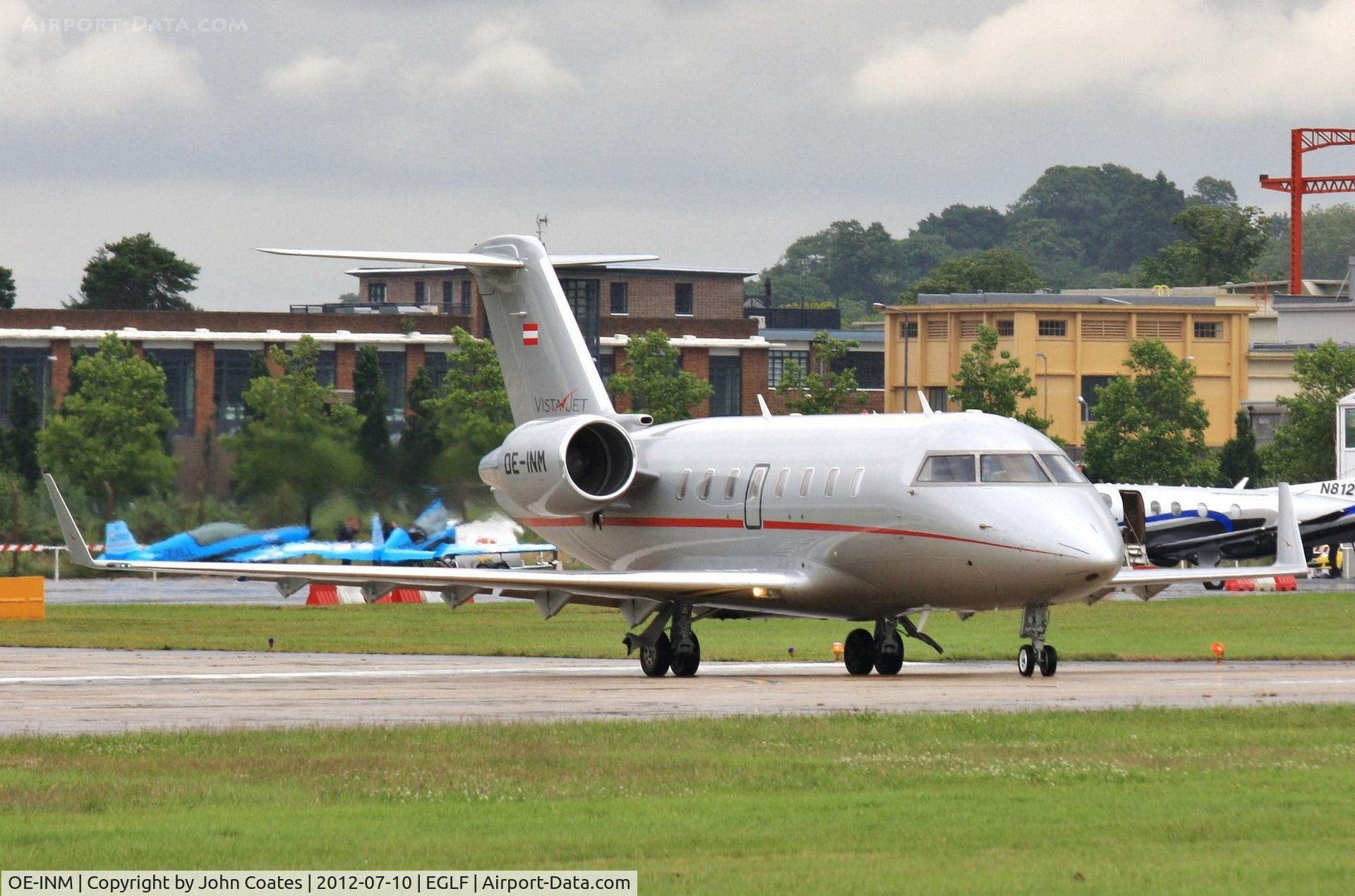 OE-INM, Canadair Challenger 605 (CL-600-2B16) C/N 5878, Taxiing to depart