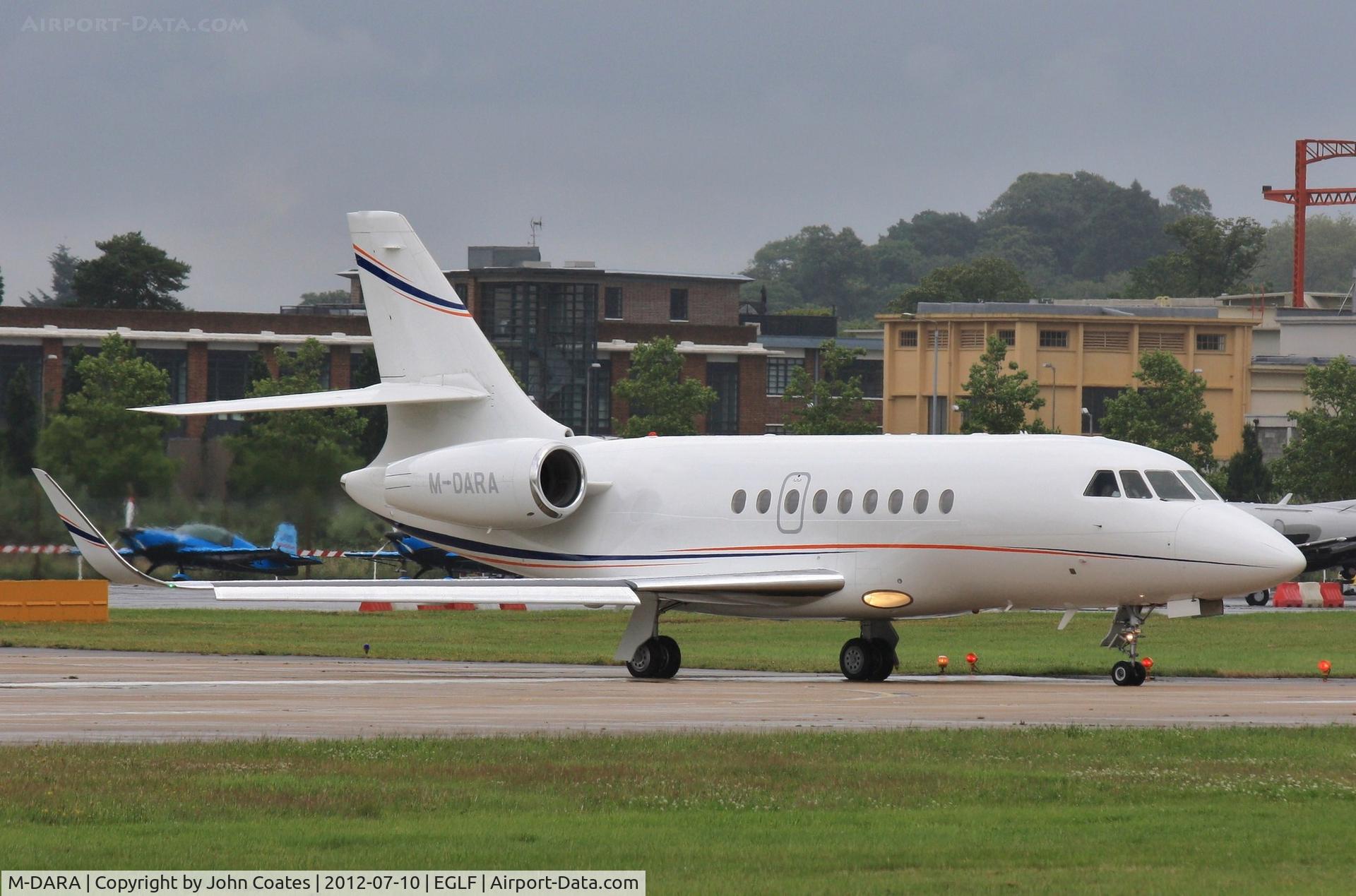 M-DARA, 2008 Dassault Falcon 2000LX C/N 177, Taxiing