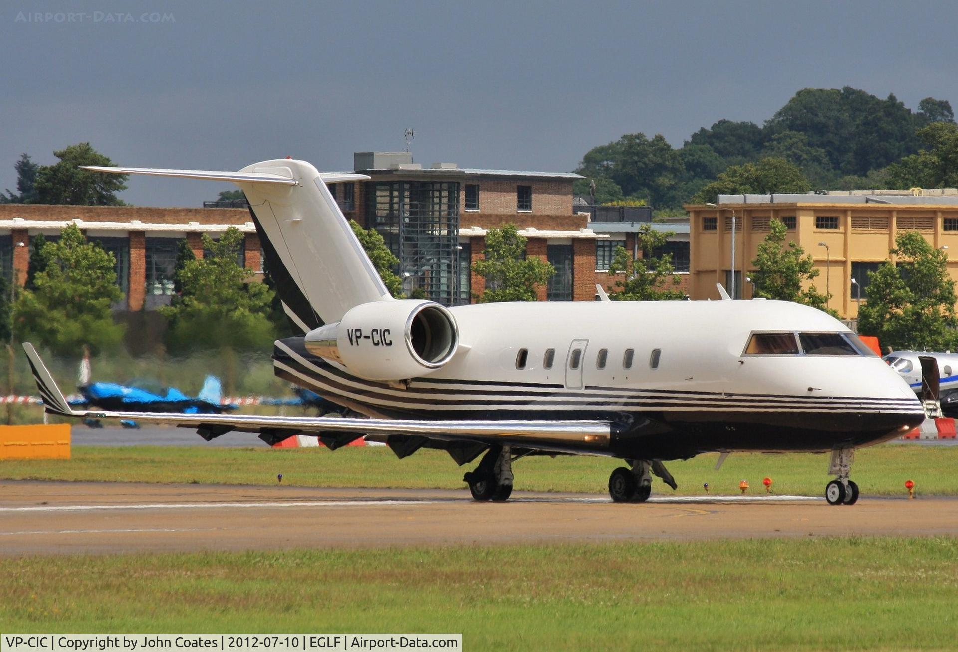 VP-CIC, 1987 Canadair Challenger 601-3A (CL-600-2B16) C/N 5011, Taxiing