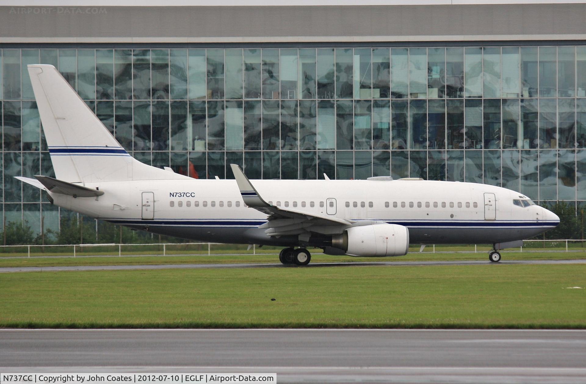 N737CC, 1999 Boeing 737-74Q/BBJ C/N 29135, Taxiing