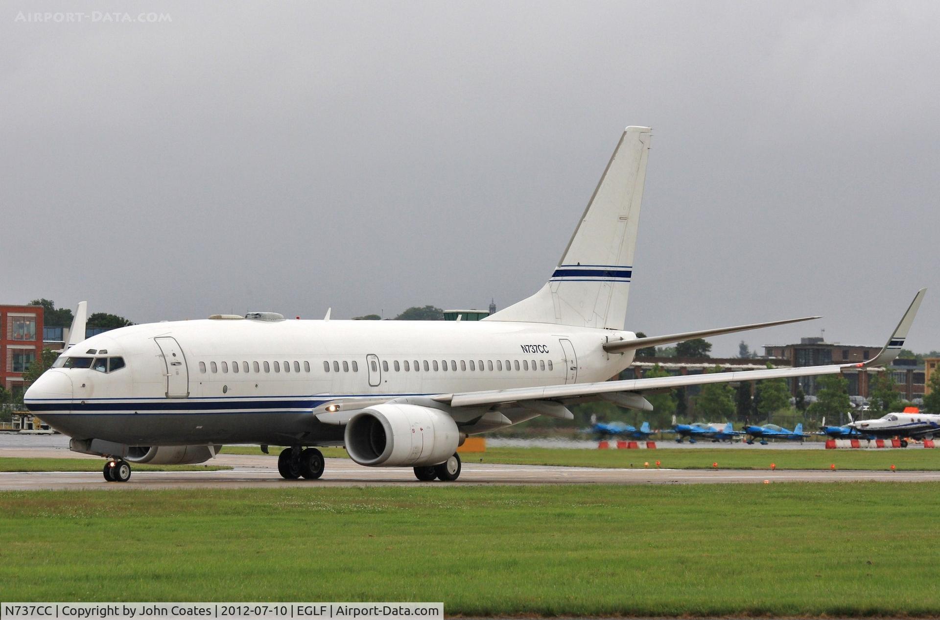 N737CC, 1999 Boeing 737-74Q/BBJ C/N 29135, Rolling
