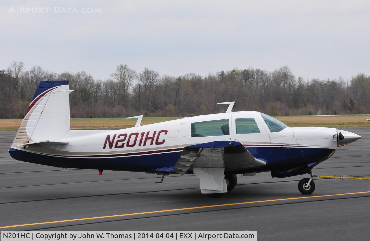 N201HC, 1976 Mooney M20J 201 C/N 24-0052, Heading to the barn...