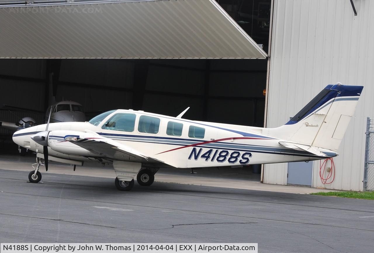 N4188S, 1975 Beech 58 Baron C/N TH-620, At Rest....