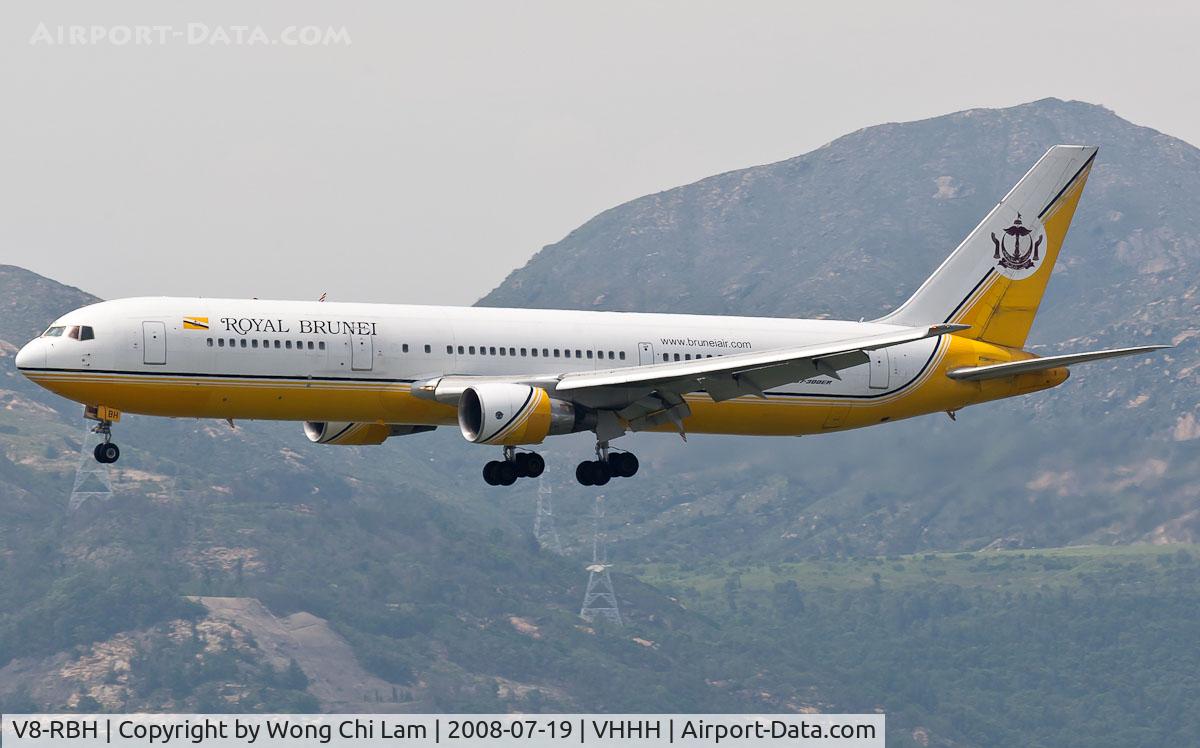 V8-RBH, 1993 Boeing 767-33A/ER C/N 25534/477, Royal Brunei Airlines
