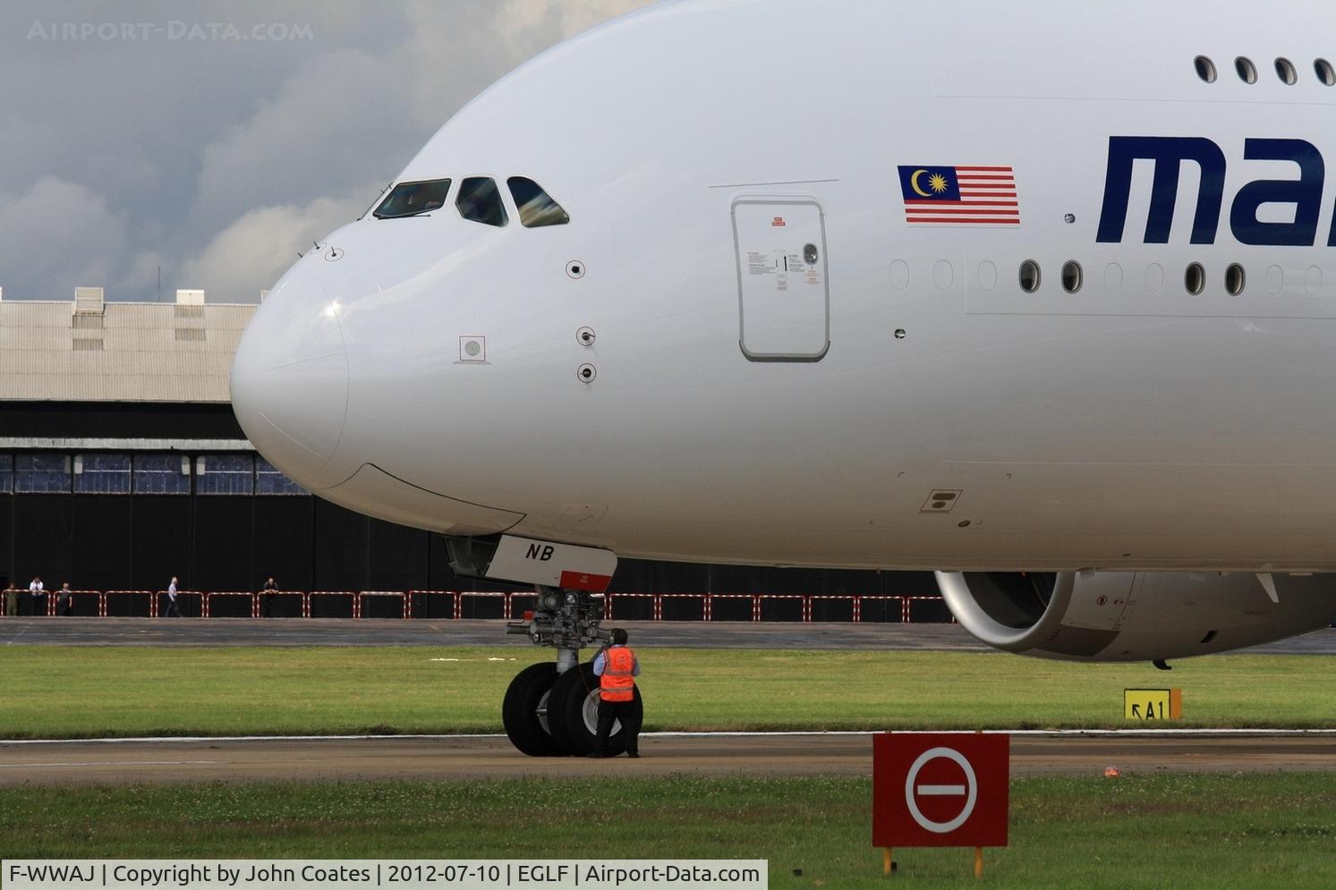 F-WWAJ, 2012 Airbus A380-841 C/N 081, Preparing to display at FIA 2012