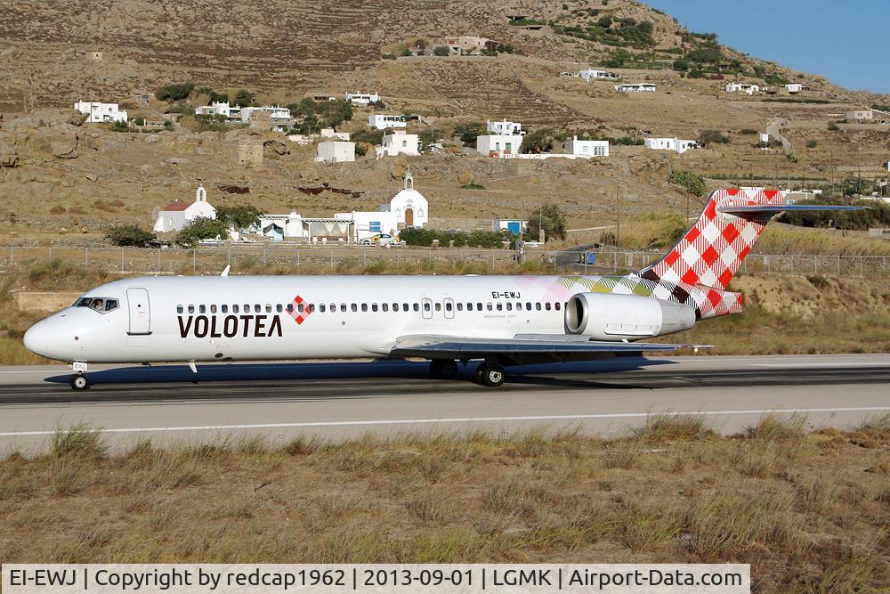 EI-EWJ, 2003 Boeing 717-2BL C/N 55171/5121, My premier target after sitting in the hot sun all afternoon...