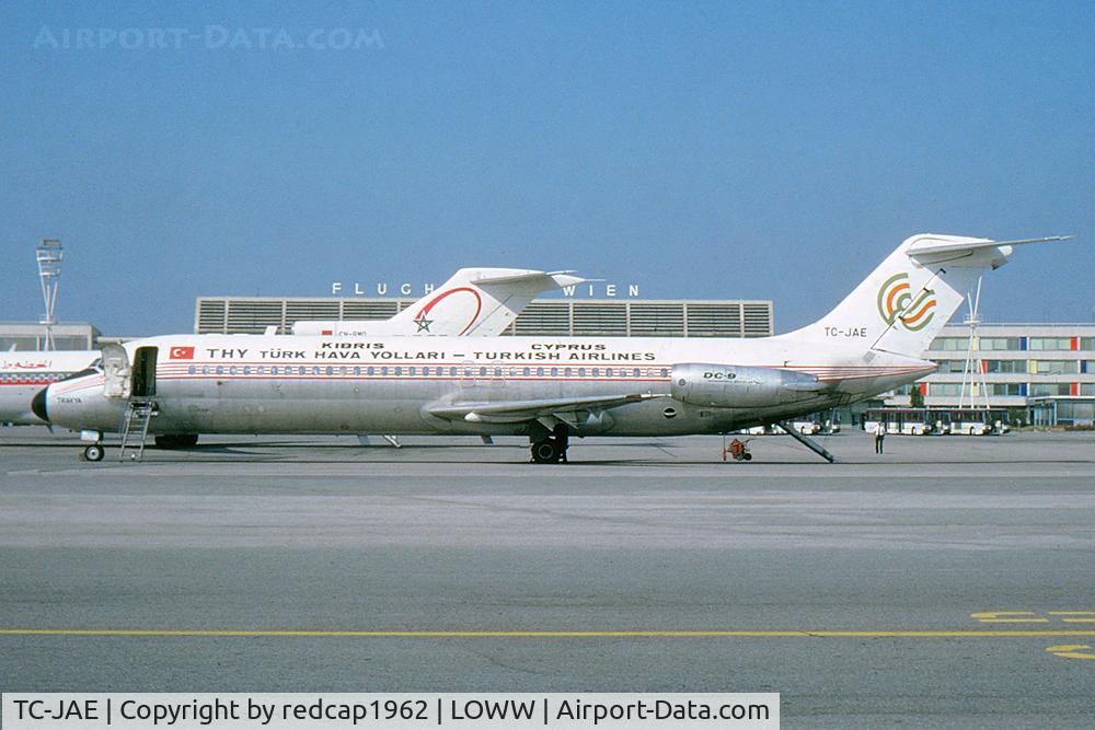 TC-JAE, 1969 Douglas DC-9-32 C/N 47489, Behind is RAM B727 CN-RMO
