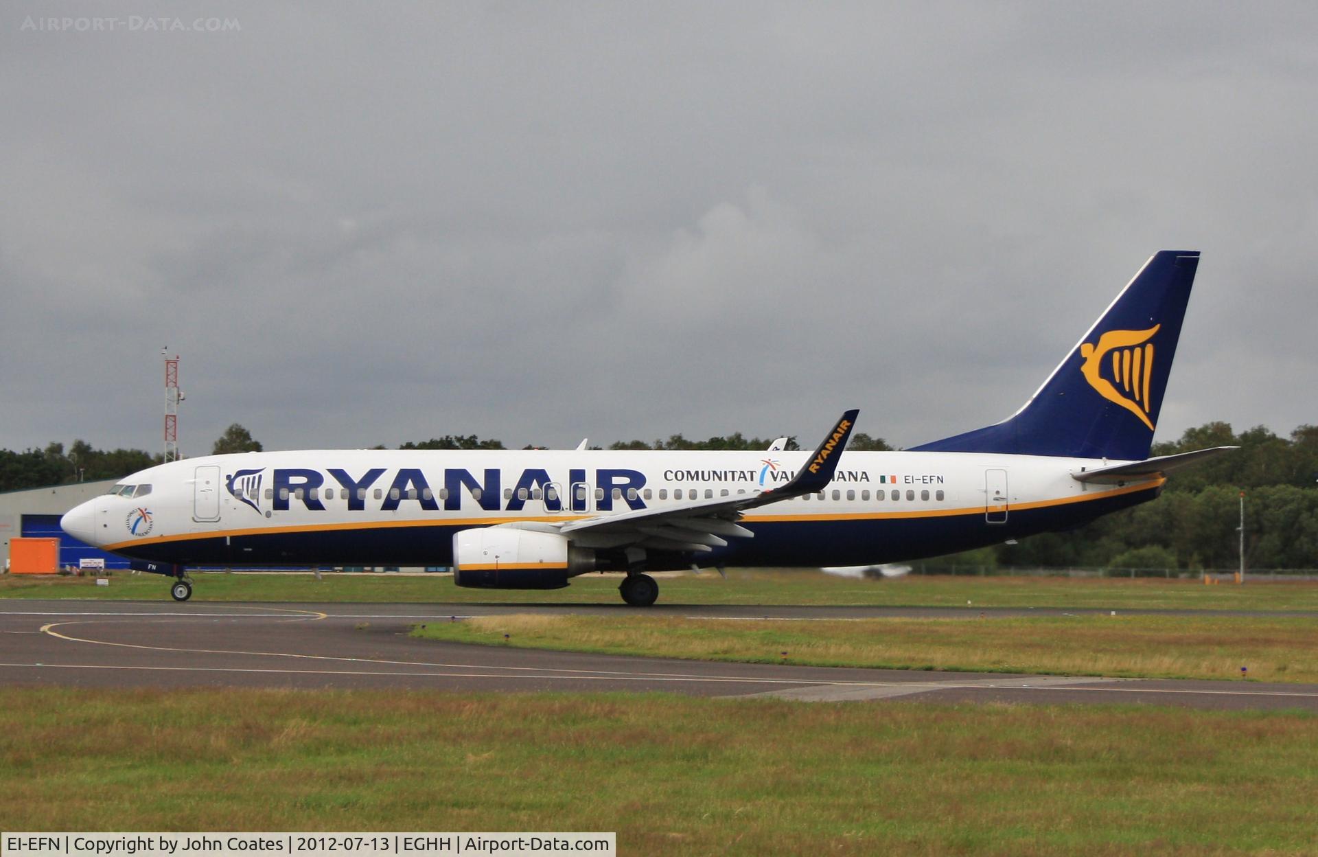 EI-EFN, 2009 Boeing 737-8AS C/N 37538, Departing