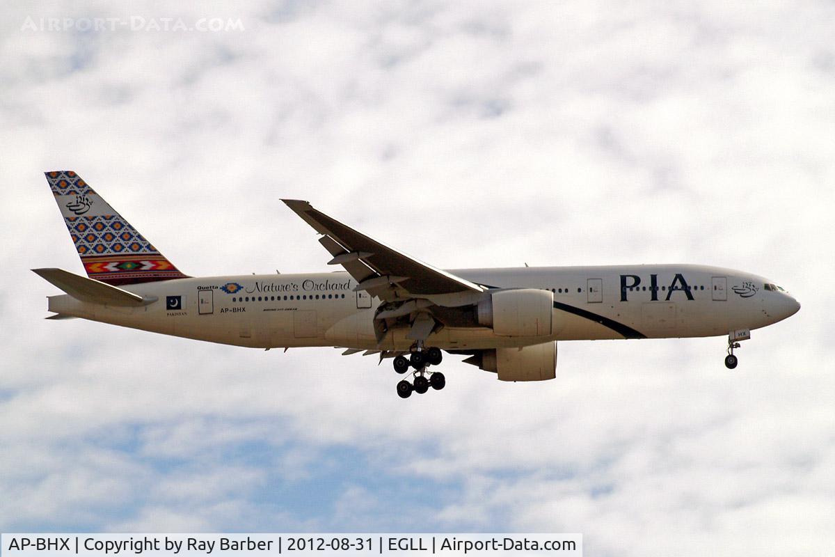 AP-BHX, 2007 Boeing 777-240/ER C/N 35296, Boeing 777-240ER [35296] (Pakistan International Airlines) Home~G 31/08/2012. On approach 27L.