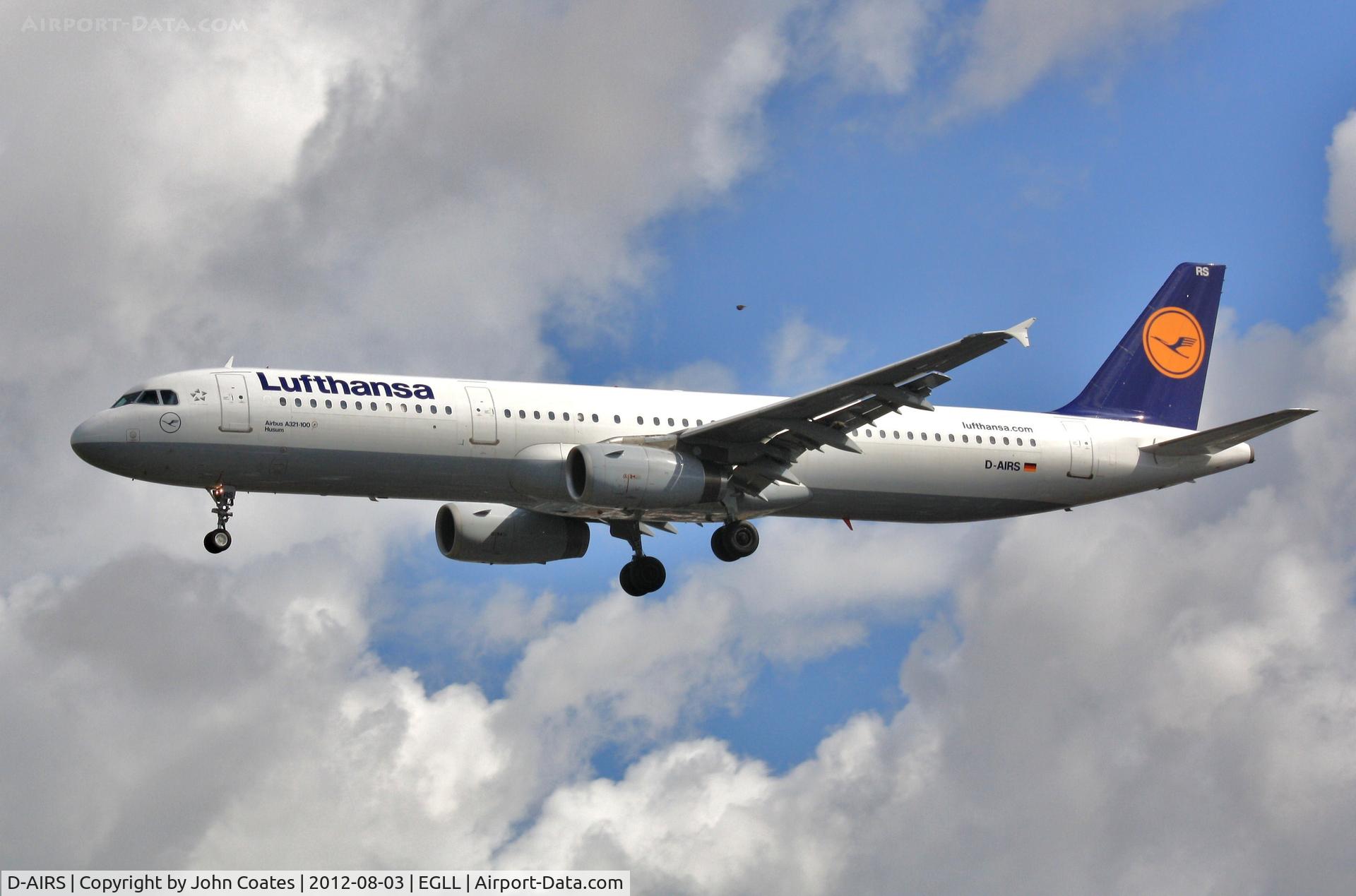 D-AIRS, 1996 Airbus A321-131 C/N 0595, Approach to 27R
