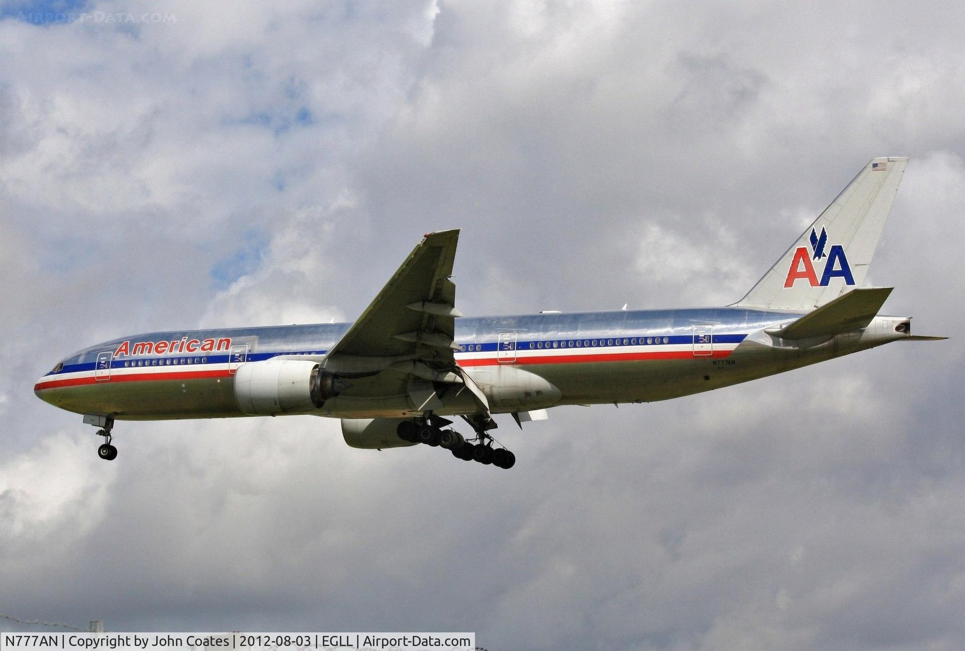N777AN, 1999 Boeing 777-223 C/N 29585, Finals to 27R