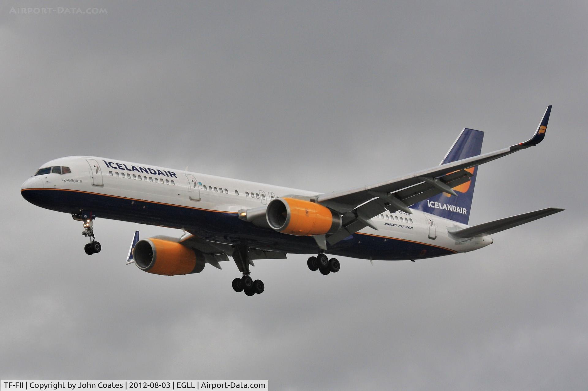 TF-FII, 1990 Boeing 757-208 C/N 24760, Approach to 27R
