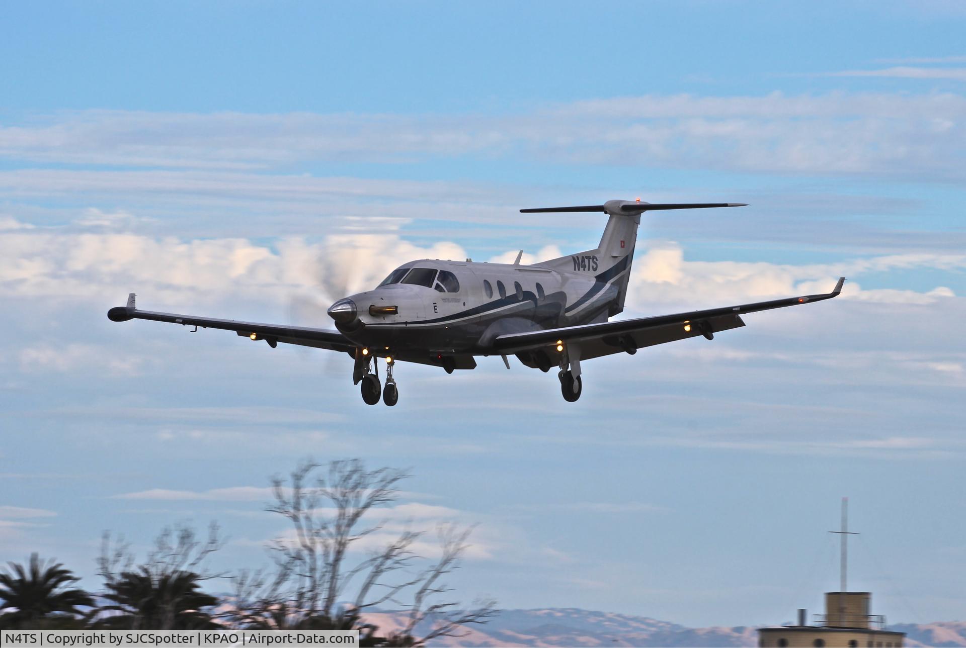 N4TS, 2003 Pilatus PC-12/45 C/N 509, Landing at PAO.