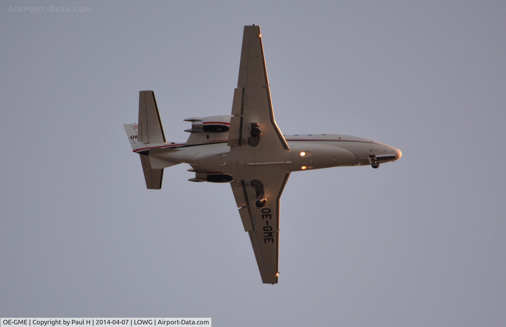 OE-GME, 2000 Cessna 560XL Citation Excel C/N 560-5113, Doing some Touch and Go training