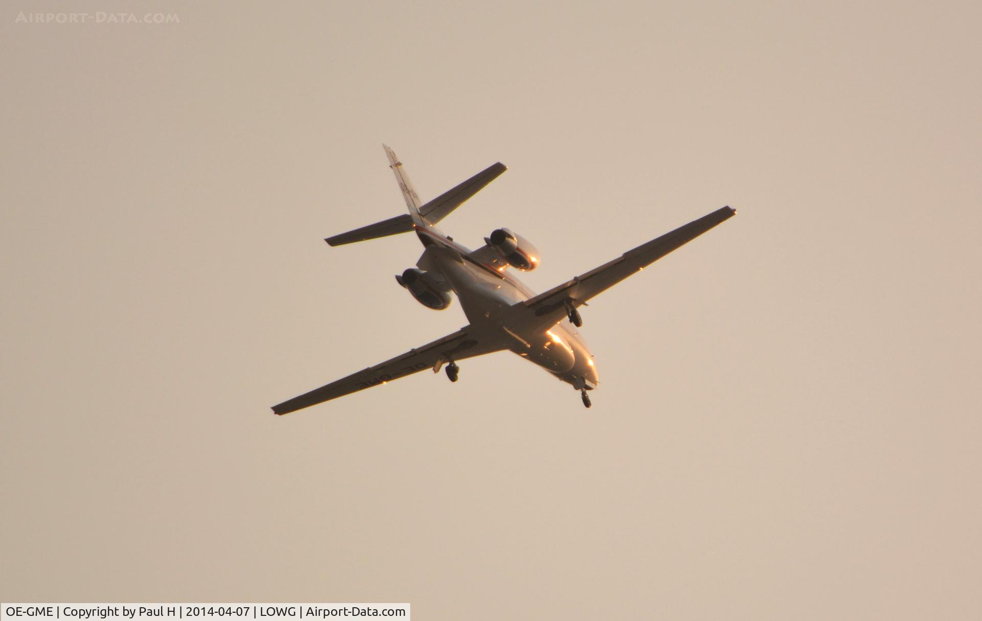 OE-GME, 2000 Cessna 560XL Citation Excel C/N 560-5113, Doing some Touch and Go training