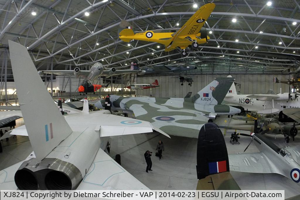XJ824, 1961 Avro Vulcan B.2A C/N Set 24, Avro Vulcan RAF