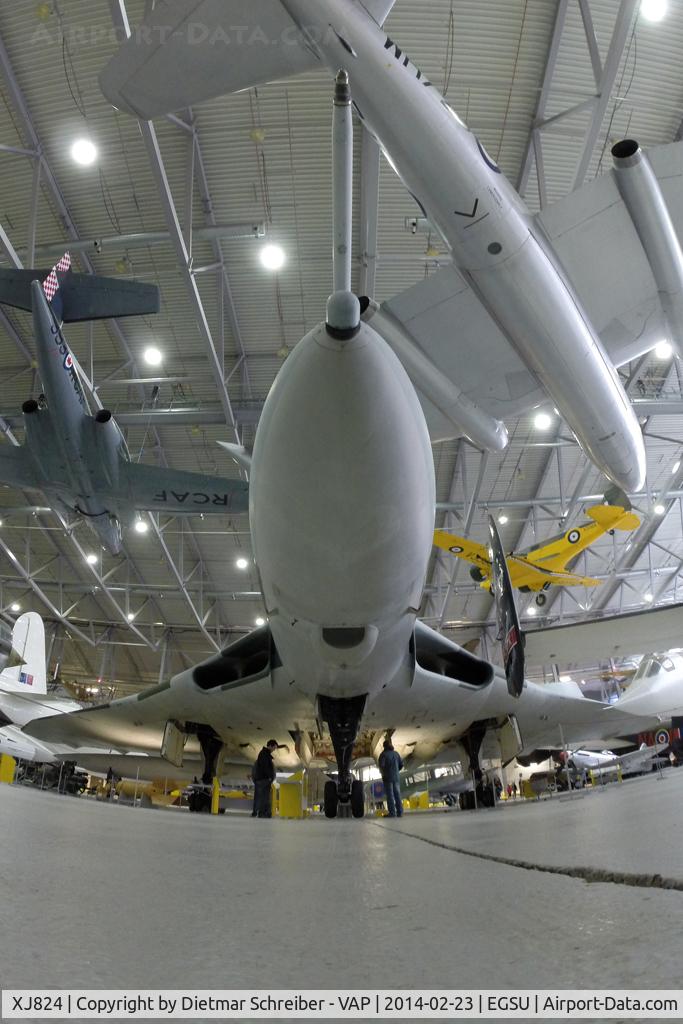 XJ824, 1961 Avro Vulcan B.2A C/N Set 24, RAF Avro Vulcan