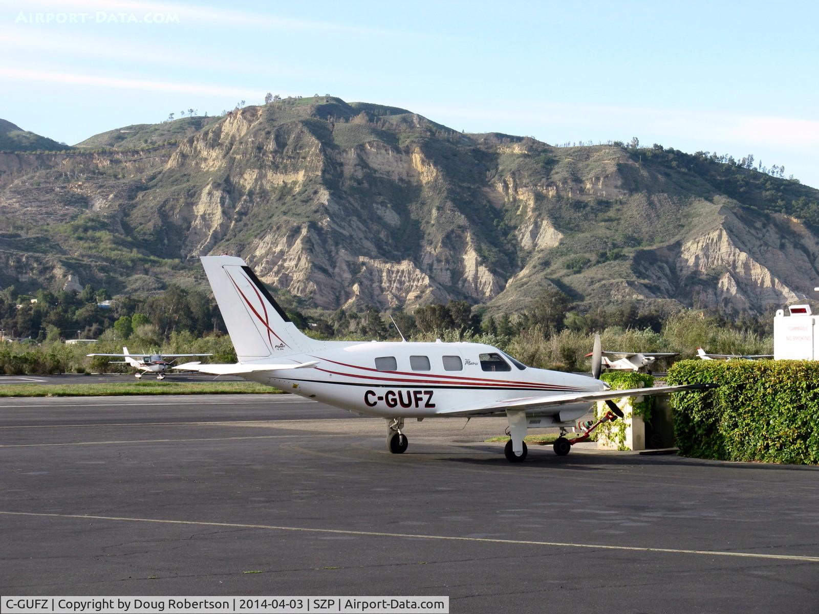 C-GUFZ, 2008 Piper PA-46R-350T Malibu Matrix C/N 4692072, 2008 Piper PA-46R-350T MALIBU MATRIX, Lycoming TIO-540-AE2A Turbocharged 350 Hp, pressurized, heated and air-conditioned for 6 seats, CS composite prop, de-icer boots, at refueling dock