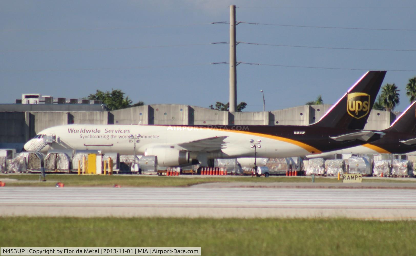 N453UP, 1995 Boeing 757-24APF C/N 25474, UPS 757-200