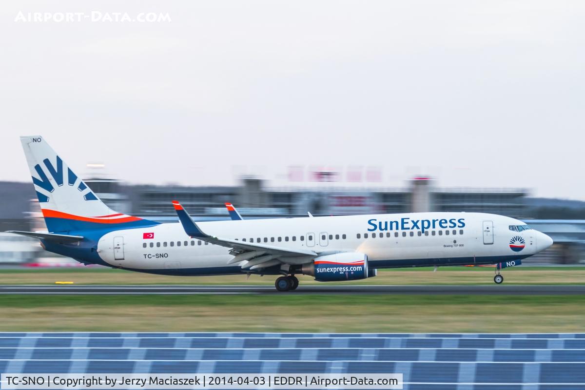 TC-SNO, 2010 Boeing 737-8HC C/N 40776, Boeing 737-8HC