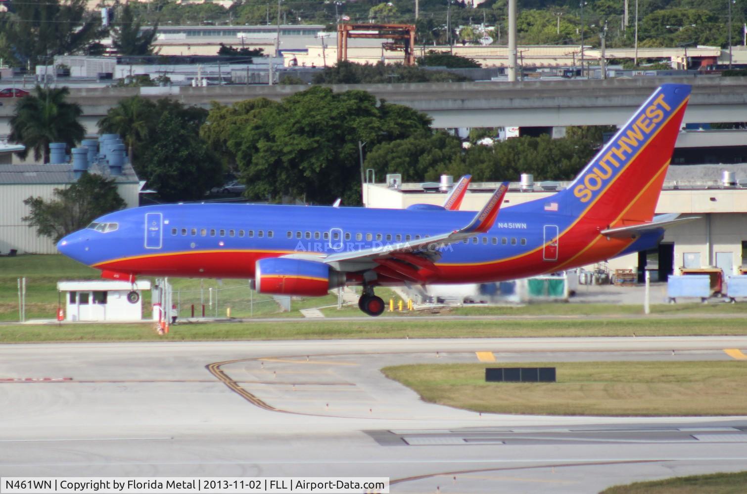 N461WN, 2004 Boeing 737-7H4 C/N 32465, Southwest 737-700