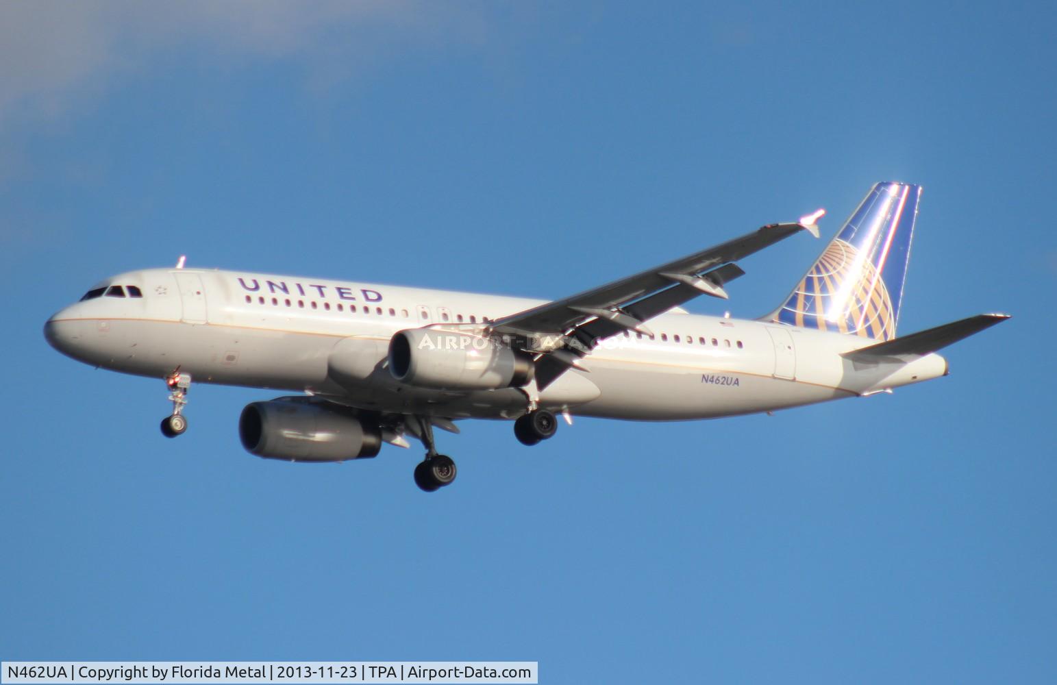 N462UA, 2000 Airbus A320-232 C/N 1272, United A320