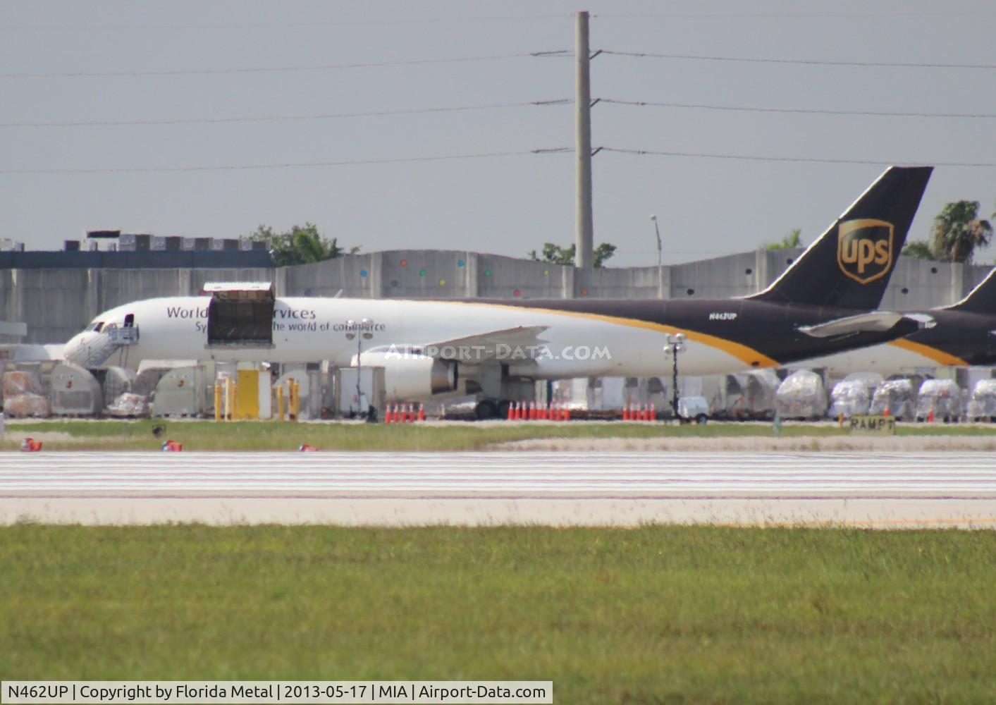 N462UP, 1997 Boeing 757-24APF C/N 28266, UPS 757-200