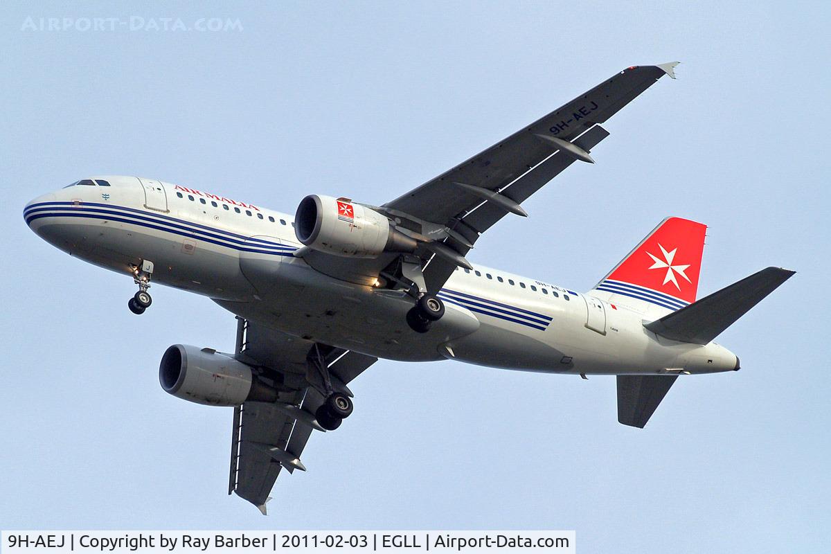 9H-AEJ, 2004 Airbus A319-112 C/N 2186, Airbus A319-111 [2186] (Air Malta) Home~G 03/02/2011. On approach 27R.