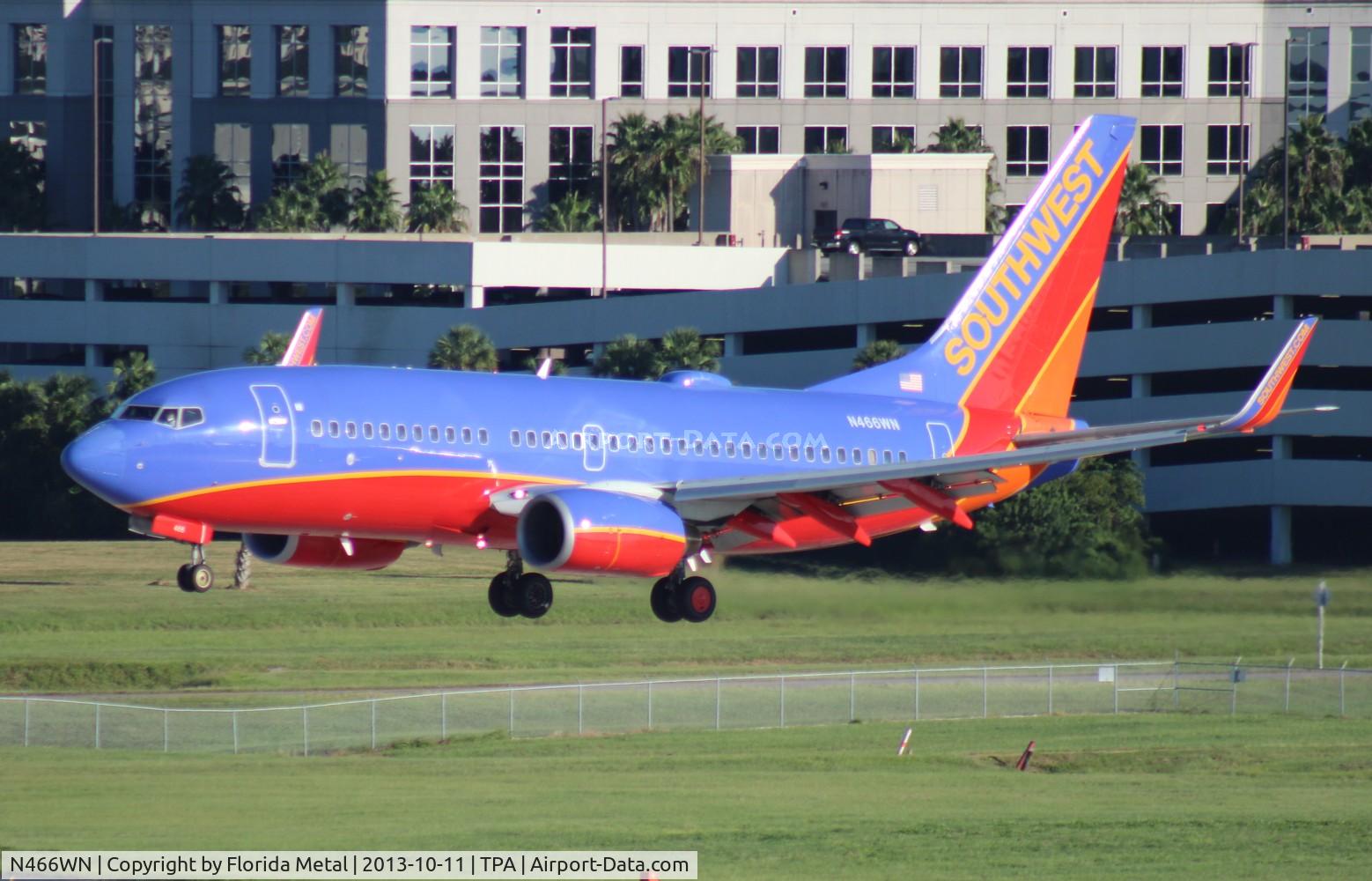 N466WN, 2004 Boeing 737-7H4 C/N 30677, Southwest 737-700
