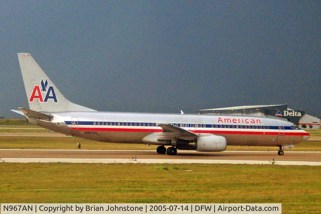 N967AN, 2001 Boeing 737-823 C/N 29545, N967AN B737-823 DFW 14.7.05