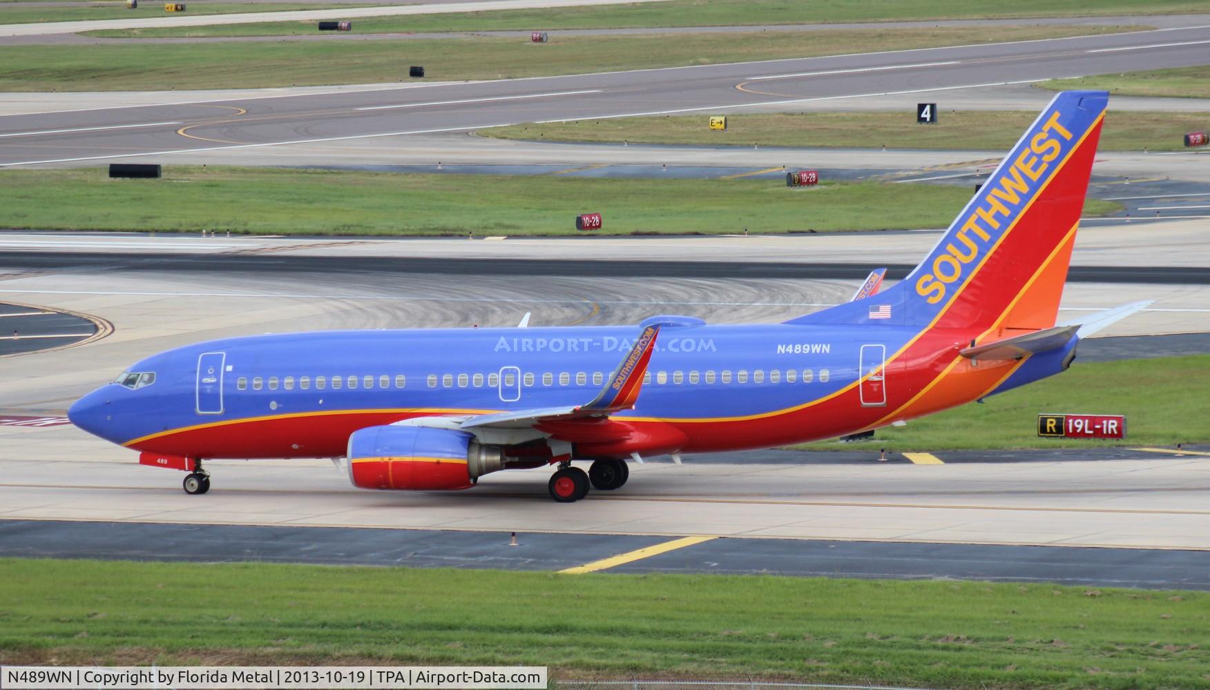 N489WN, 2004 Boeing 737-7H4 C/N 33855, Southwest 737-700
