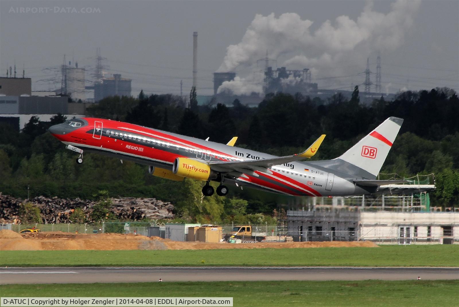 D-ATUC, 2006 Boeing 737-8K5 C/N 34684, The Train has left EDDL via rail 23R :-)