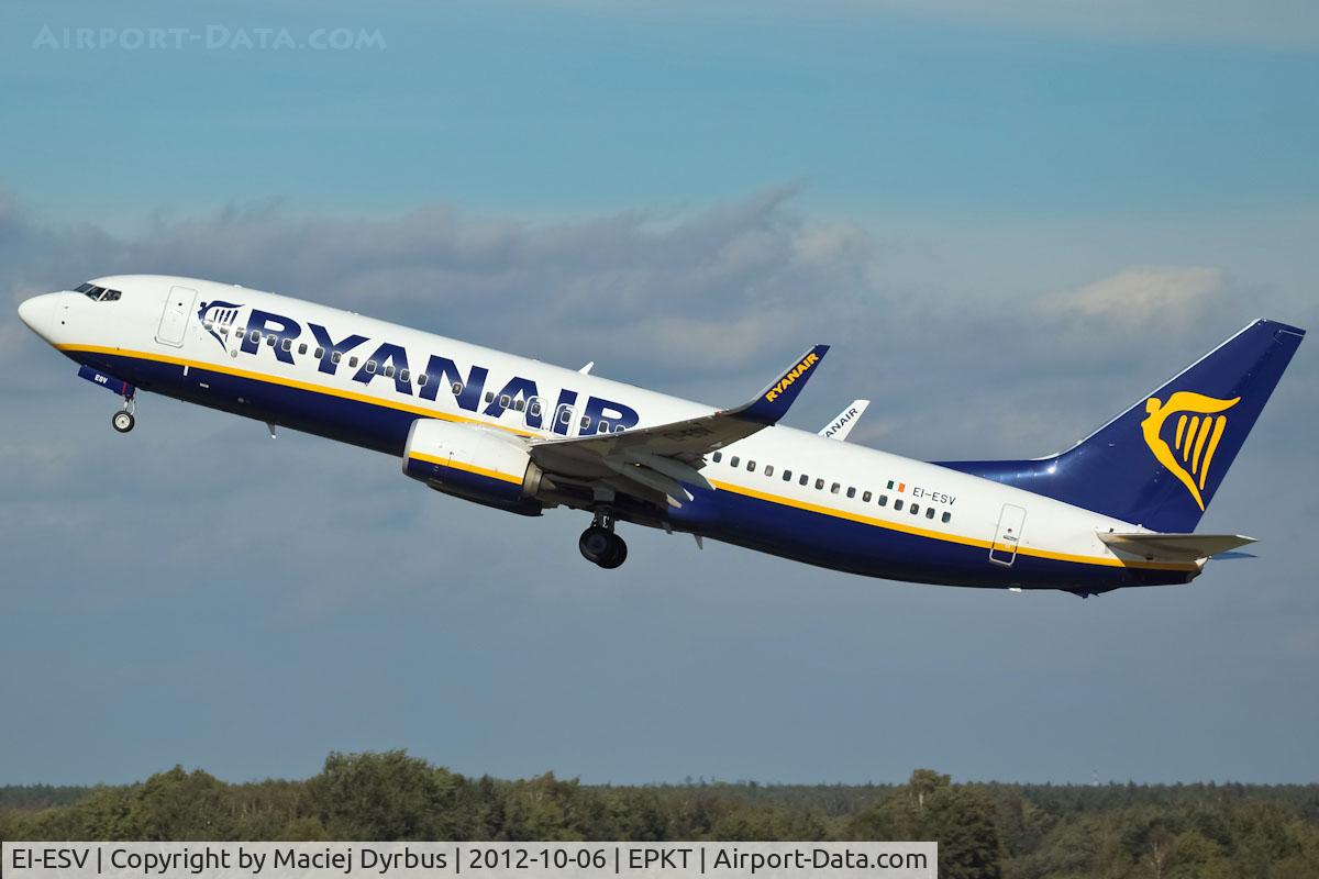 EI-ESV, 2011 Boeing 737-8AS C/N 34993, Taking off to Bristol operating one of two weekly flights as RYR8259.