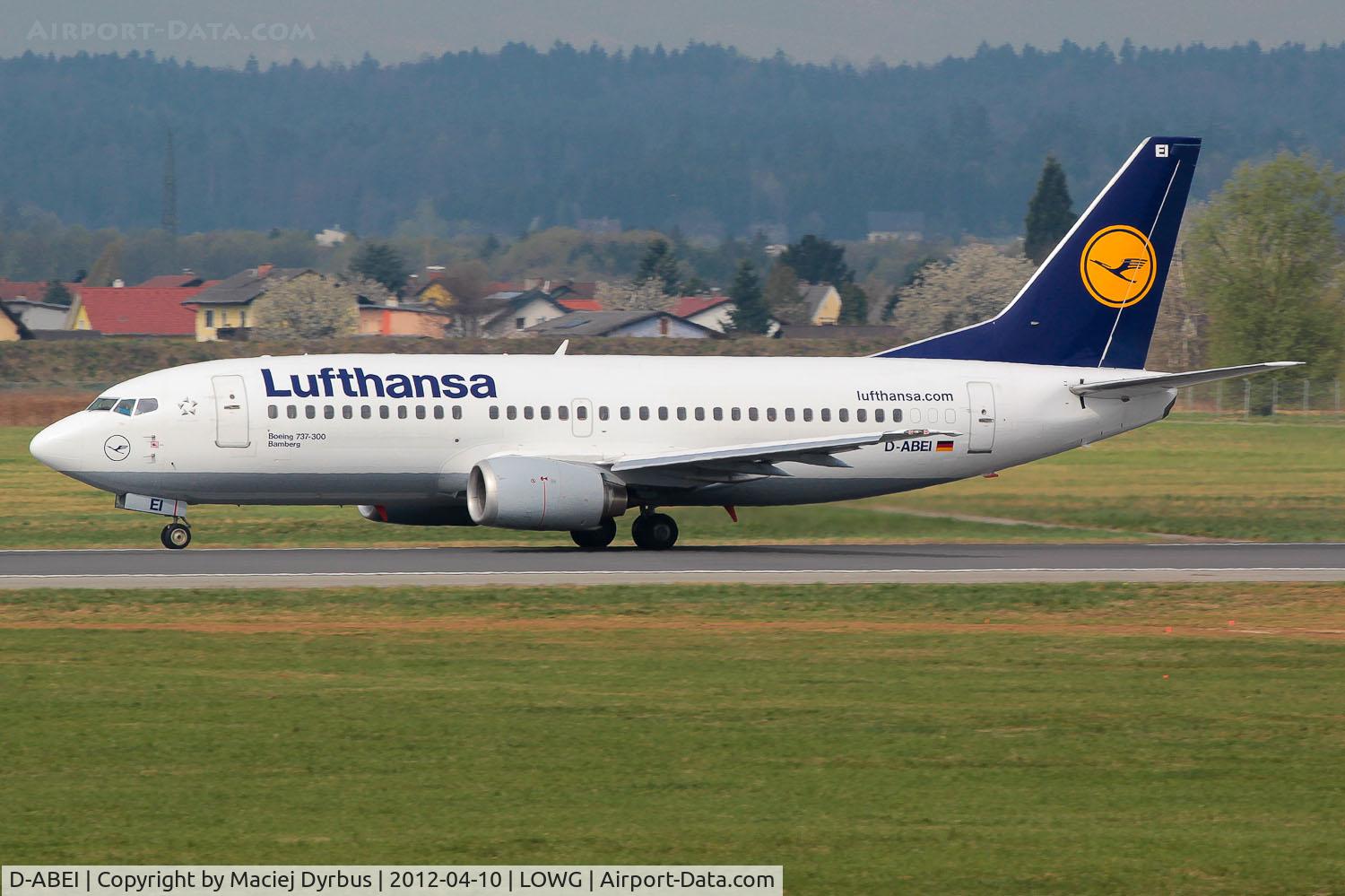 D-ABEI, 1991 Boeing 737-330 C/N 25359, Beginning her roll for takeoff to Frankfurt as LH1261.