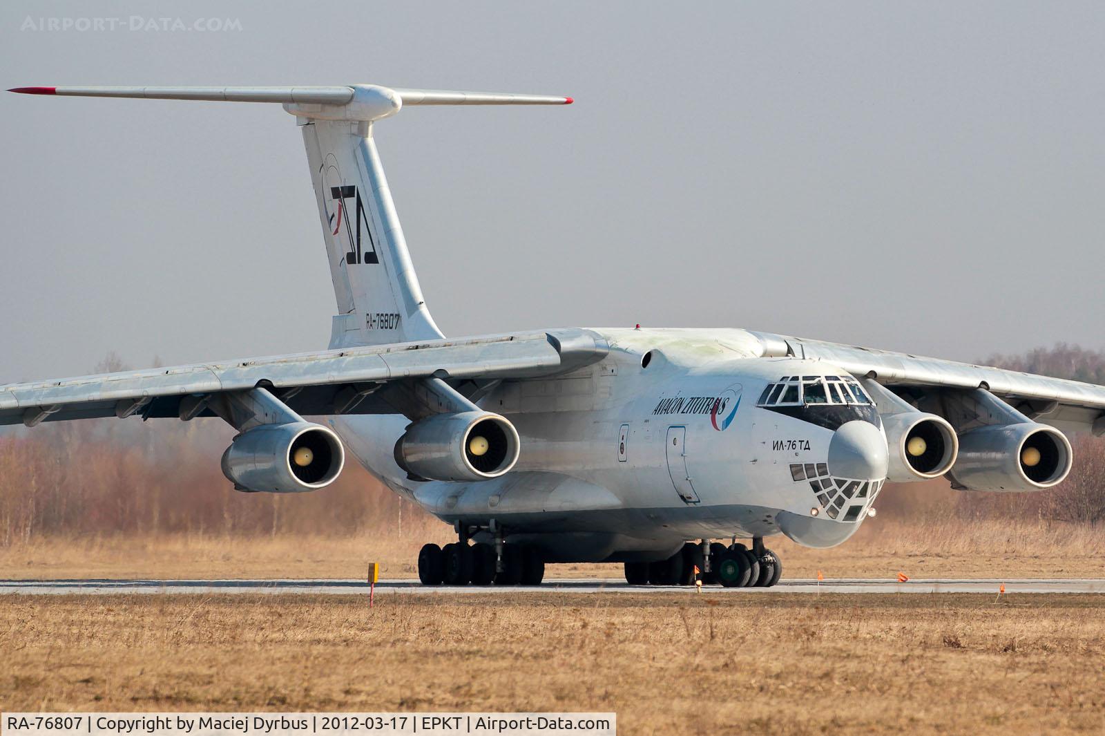 RA-76807, 1991 Ilyushin IL-76TD C/N 1013405176, On 17th March this Il-76 made a charter flight to Katowice Pyrzowice to take some military vehicles.