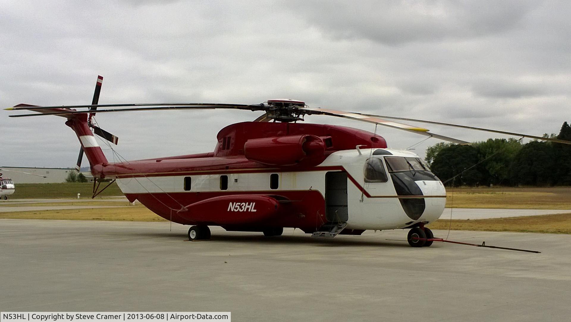 N53HL, 1969 Sikorsky CH-53D Sea Stallion C/N 156668, N53HL was aquired with the assets of Heavy Lift Helicopters Inc. by Helicopter Transport Services of Aurora, Oregon and now is painted in HTS livery.