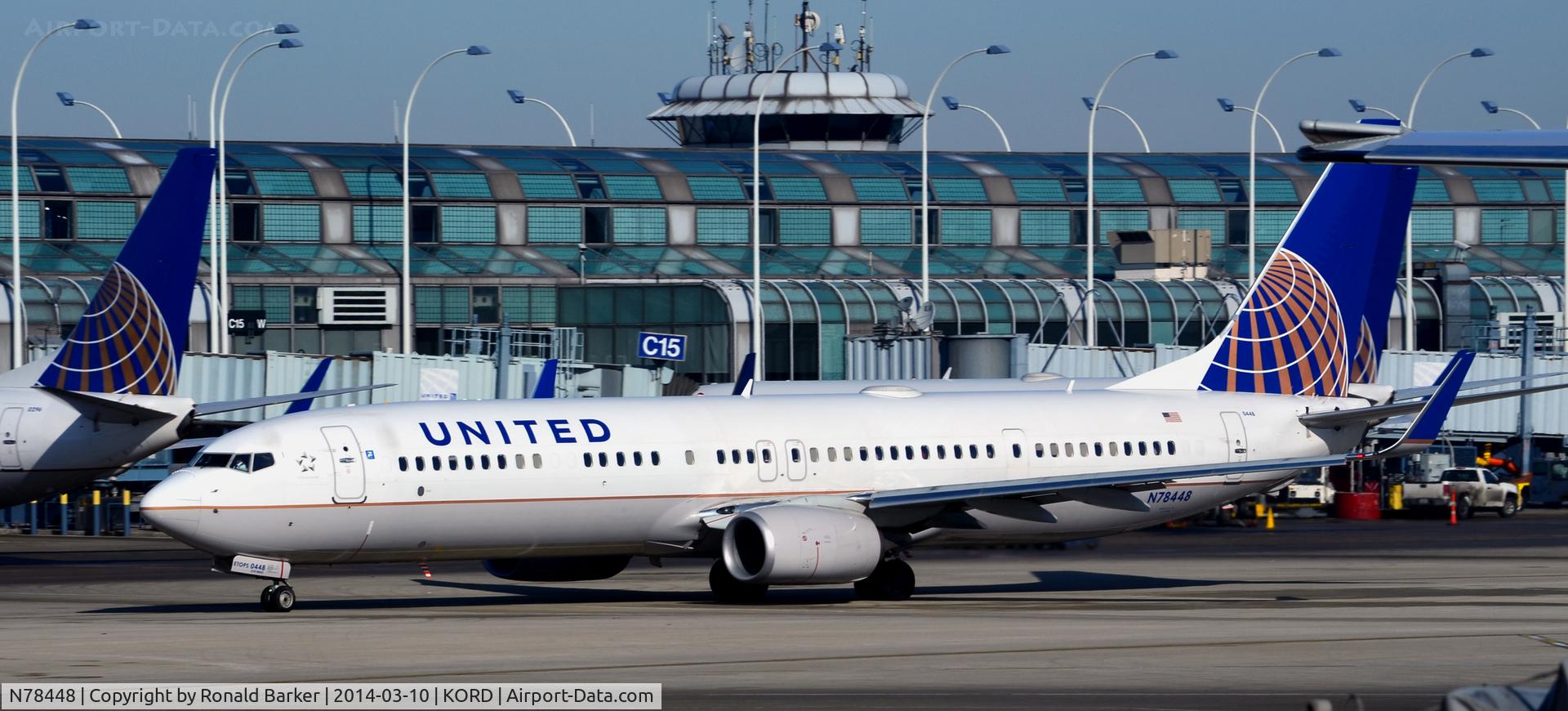 N78448, 2012 Boeing 737-924/ER C/N 40003, Taxi Chicago