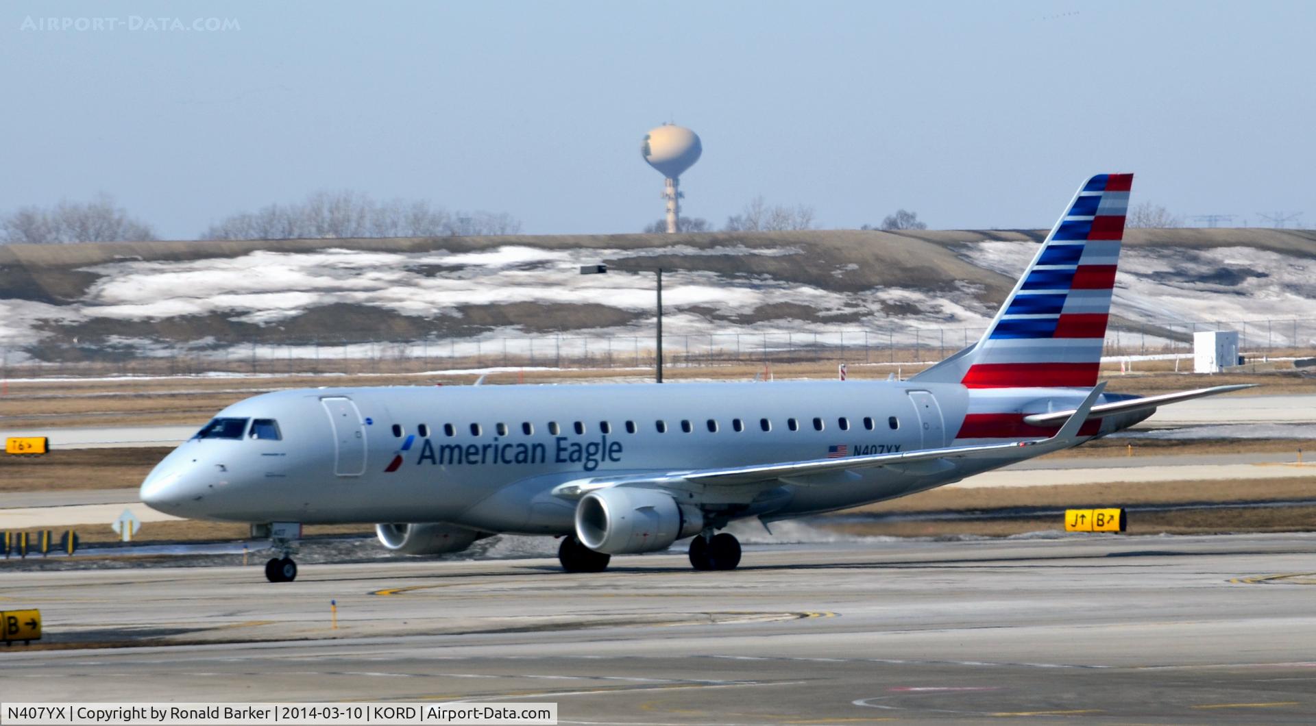 N407YX, 2013 Embraer 175LR (ERJ-170-200LR) C/N 17000370, Taxi Chicago