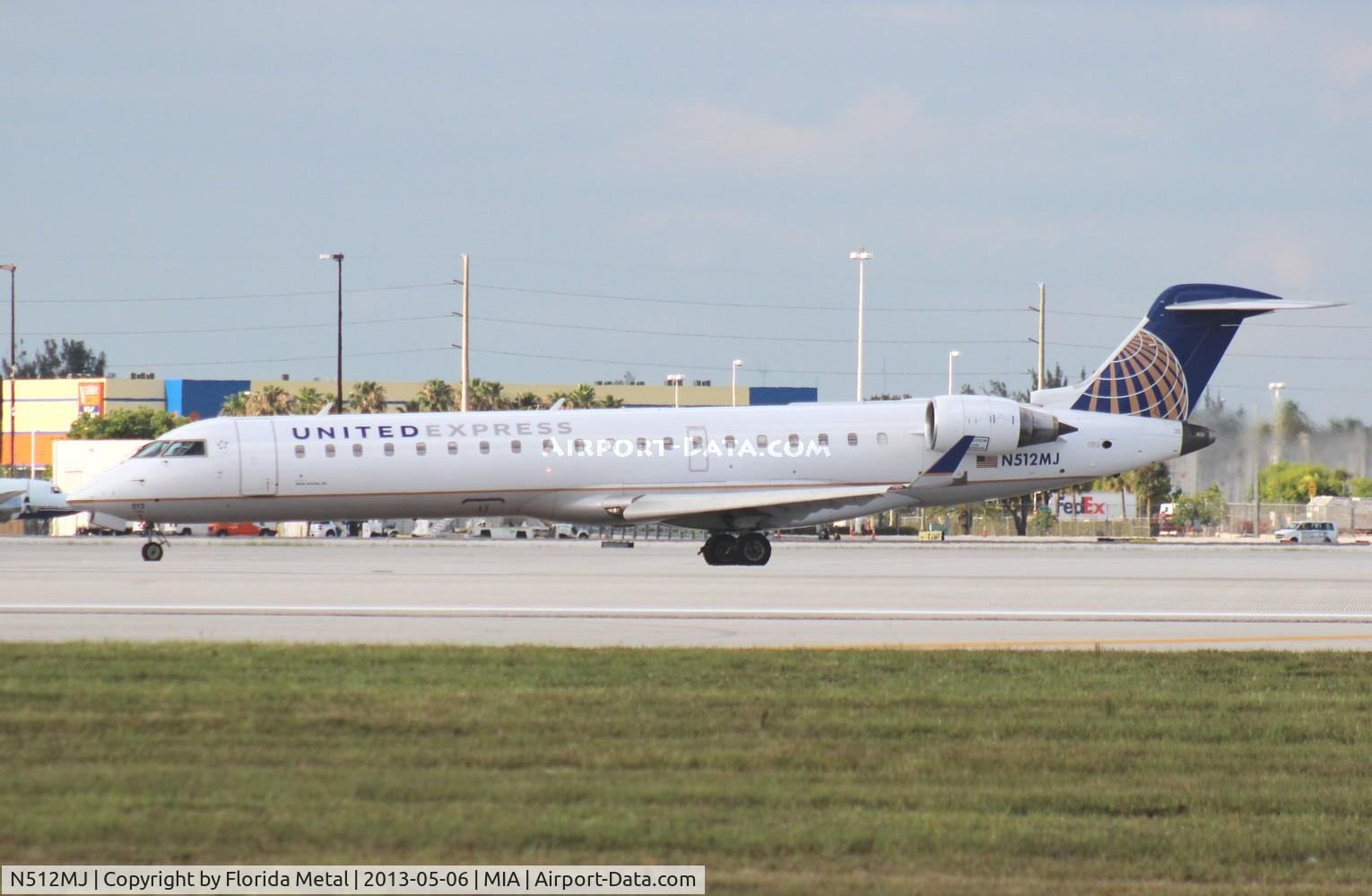 N512MJ, 2003 Canadair CL-600-2C10 Regional Jet CRJ-700 C/N 10109, United CRJ-700