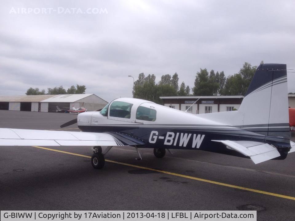 G-BIWW, 1972 American Aviation AA-5 Traveler C/N AA5-0263, Visiting Limoges