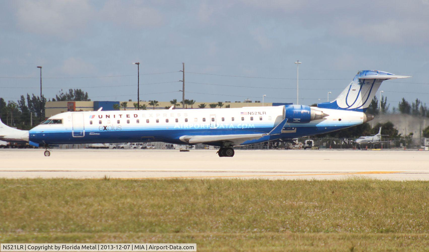 N521LR, 2006 Canadair CL-600 2C10 CRJ-701ER C/N 10261, United Express CRJ-700