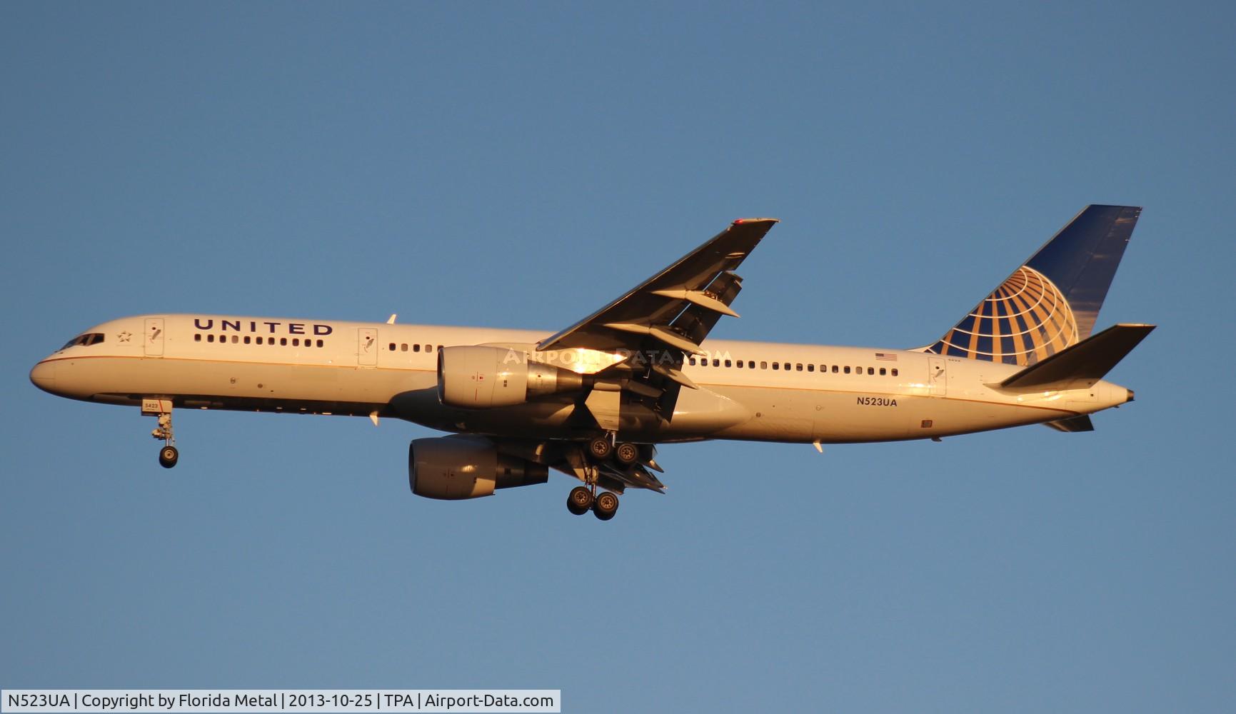 N523UA, 1990 Boeing 757-222 C/N 24932, United 757-200