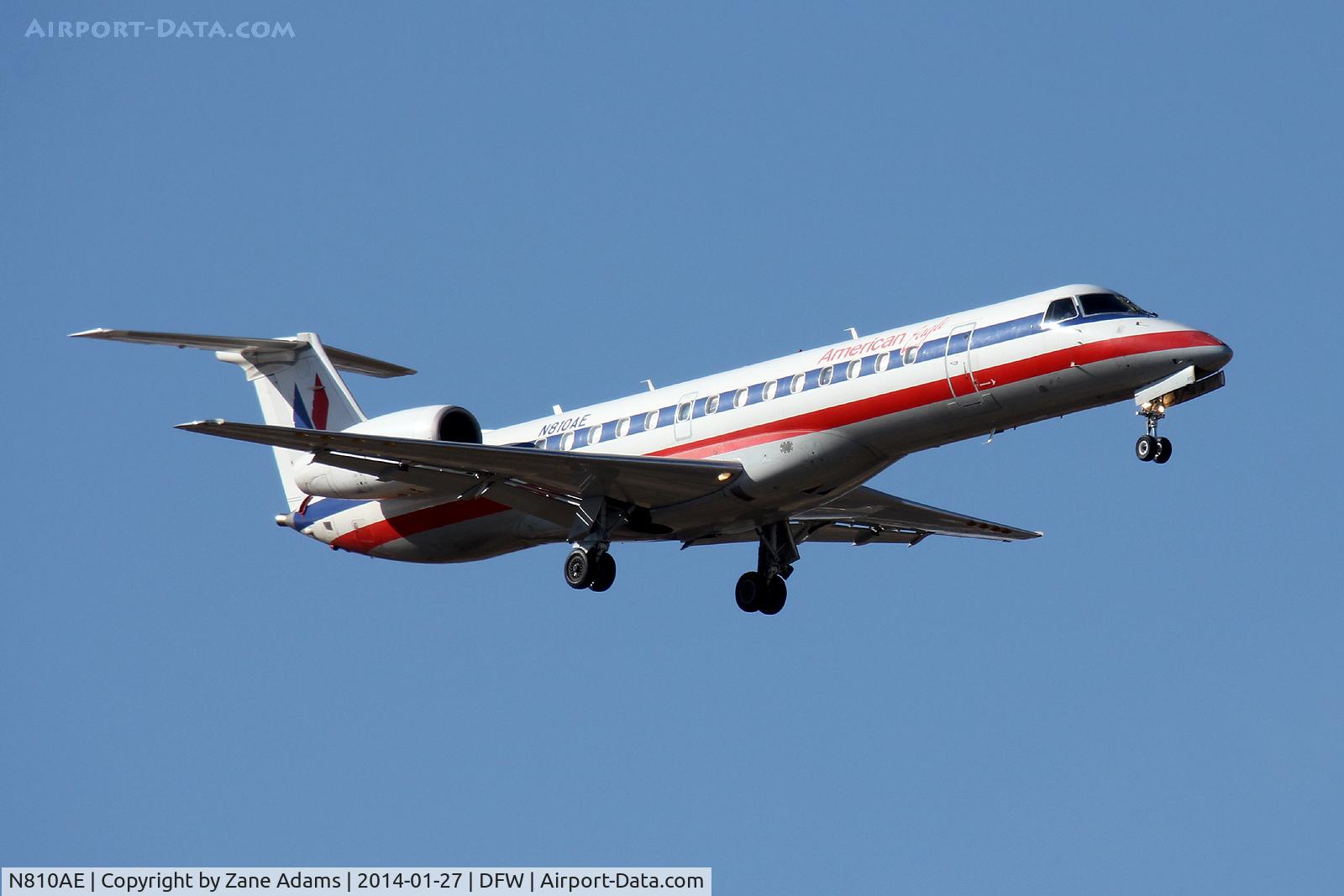N810AE, 2001 Embraer ERJ-140LR (EMB-135KL) C/N 145525, American Eagle at DFW Airport